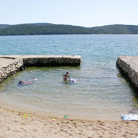 Apartments With A Parking Space Zablace, Sibenik - 4219 المظهر الخارجي الصورة