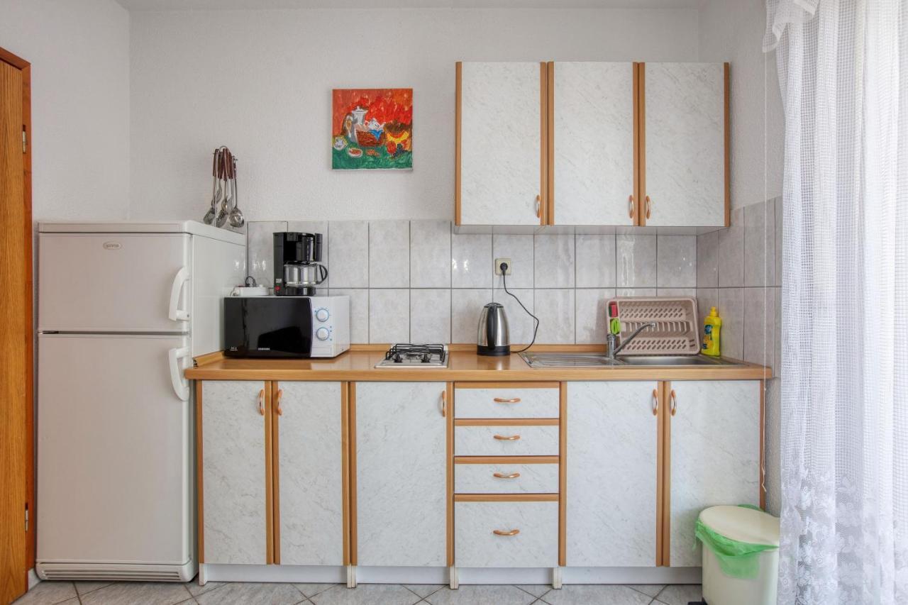 Apartments With A Parking Space Zablace, Sibenik - 4219 المظهر الخارجي الصورة