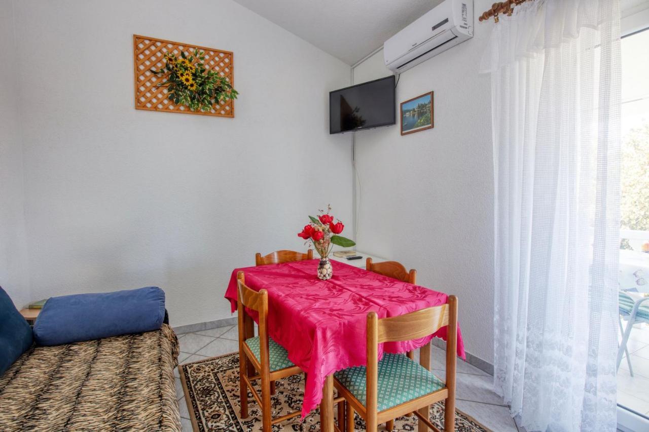Apartments With A Parking Space Zablace, Sibenik - 4219 المظهر الخارجي الصورة