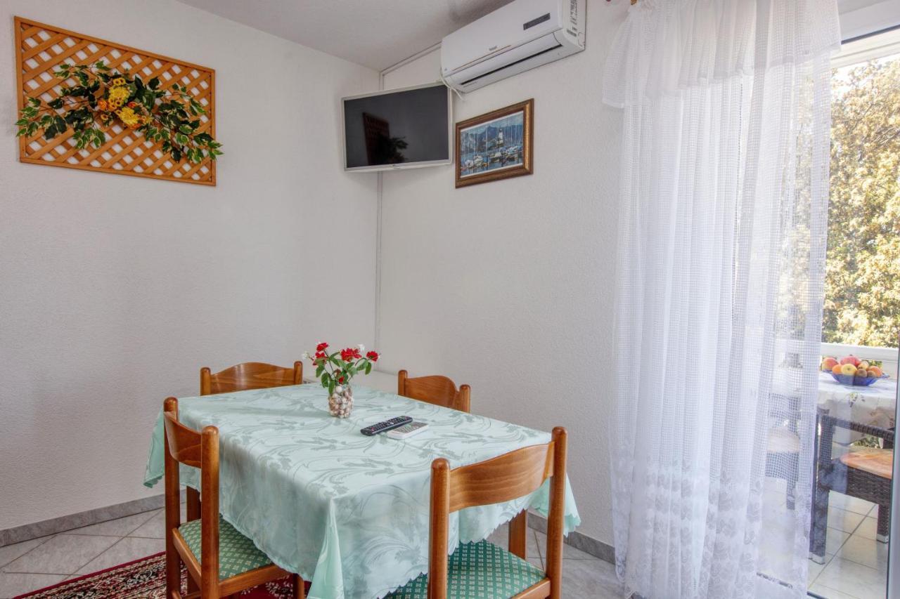 Apartments With A Parking Space Zablace, Sibenik - 4219 المظهر الخارجي الصورة