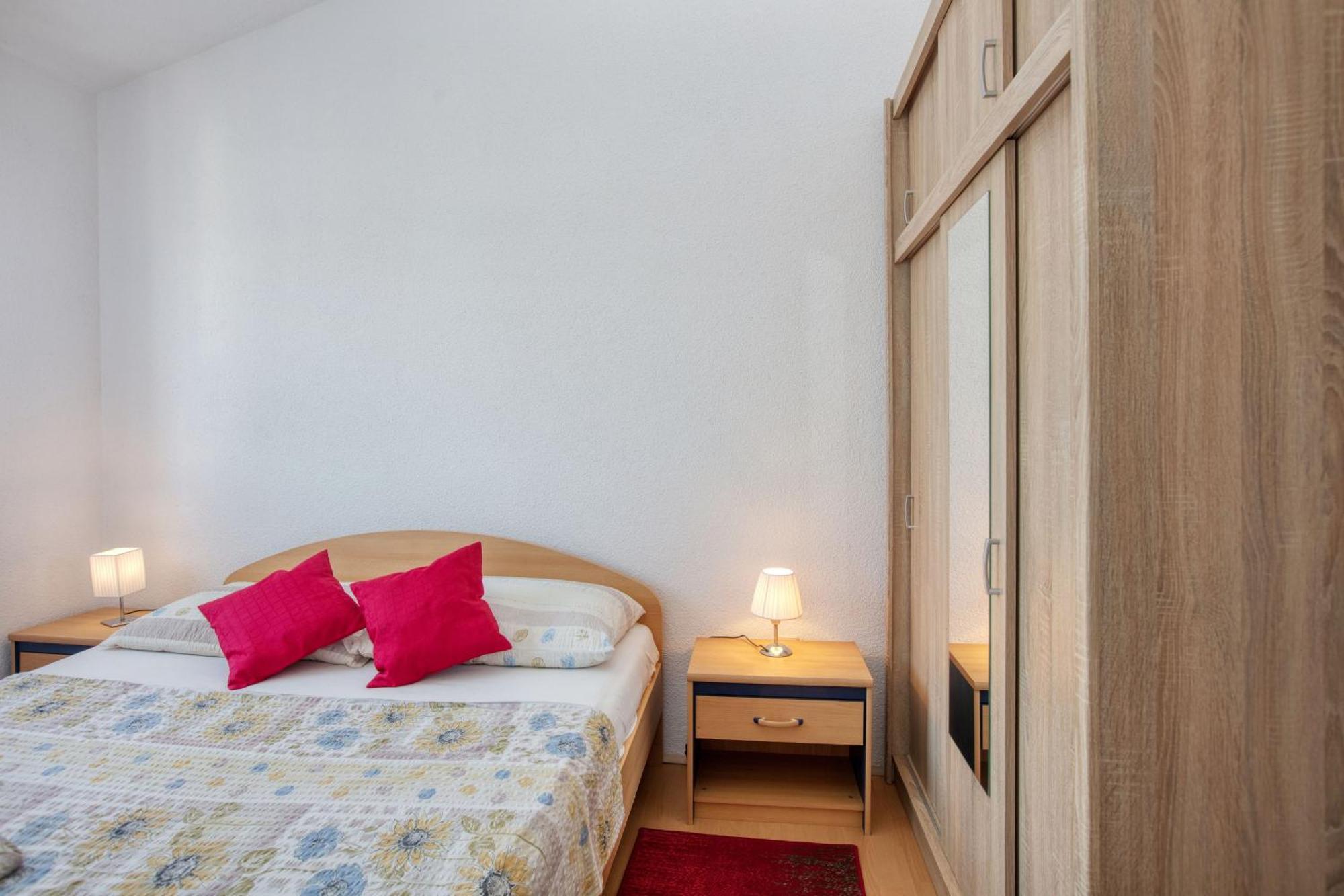 Apartments With A Parking Space Zablace, Sibenik - 4219 الغرفة الصورة
