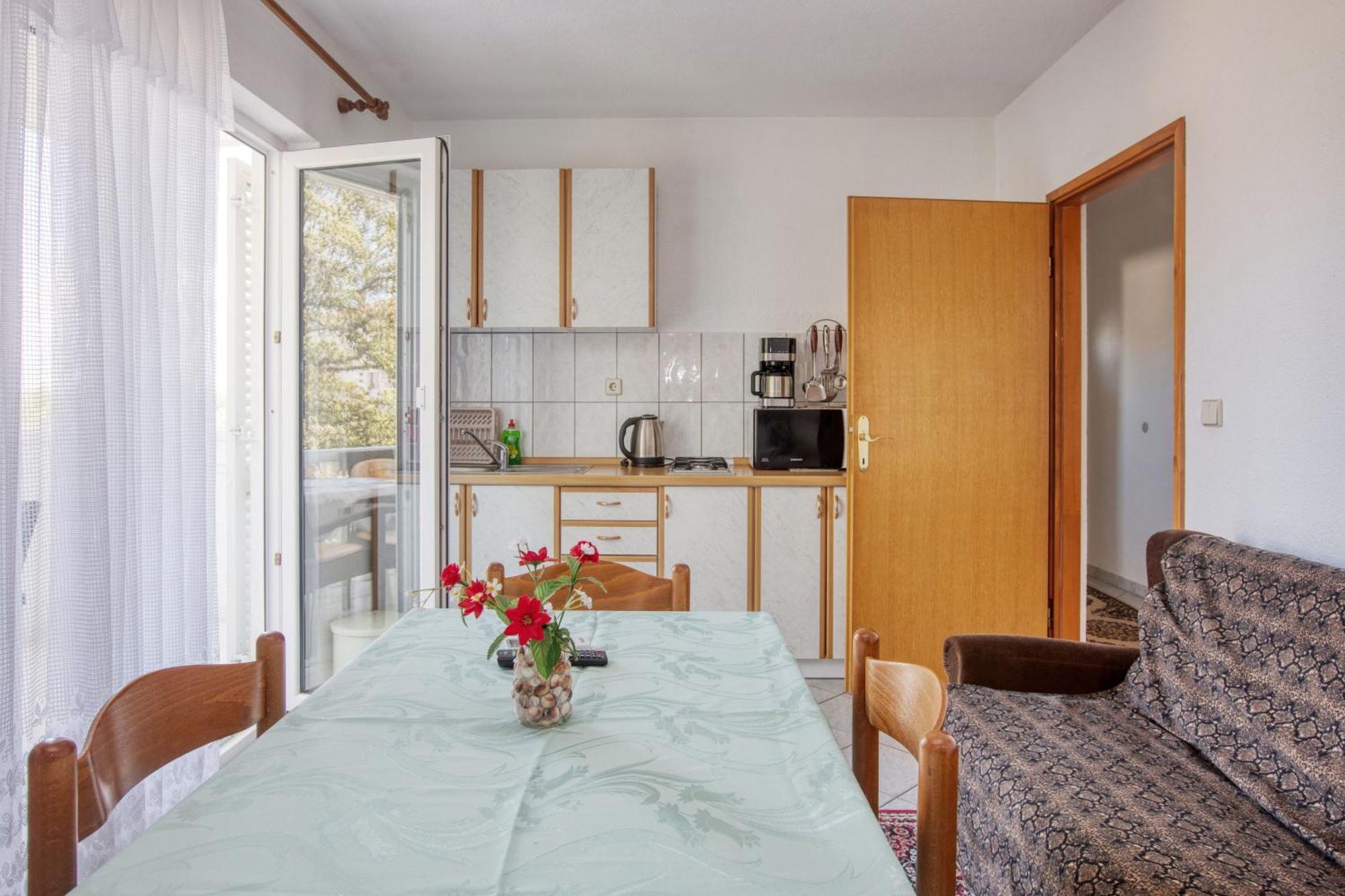 Apartments With A Parking Space Zablace, Sibenik - 4219 الغرفة الصورة